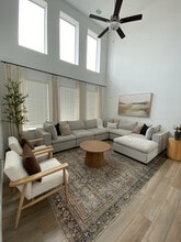 9933 Diamondhead Dr in Fort Worth, TX - Building Photo - Building Photo