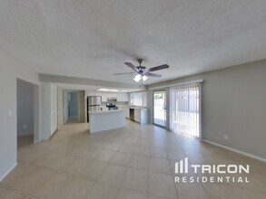 3727 E Dahlia Dr in Phoenix, AZ - Building Photo - Building Photo