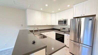 3169 Santa Cruz Ln in Alameda, CA - Building Photo - Building Photo