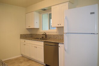 5030 Grove St in Rocklin, CA - Building Photo - Building Photo