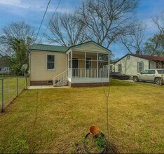2619 Ranger Dr in North Charleston, SC - Foto de edificio - Building Photo