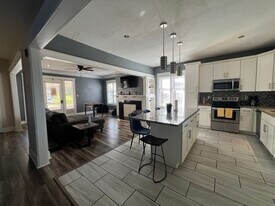 1210 Dorothy Pl in Memphis, TN - Building Photo