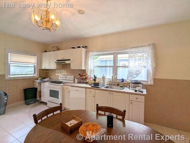 35 Pearson Rd in Somerville, MA - Building Photo - Building Photo