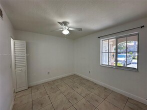 2910 SE 13th Ave in Homestead, FL - Building Photo - Building Photo