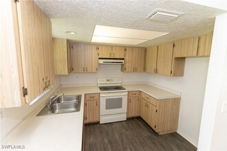 365 Skylark Ln NW in Port Charlotte, FL - Building Photo - Building Photo