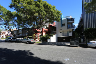 Harper Community Apartments in West Hollywood, CA - Building Photo - Building Photo