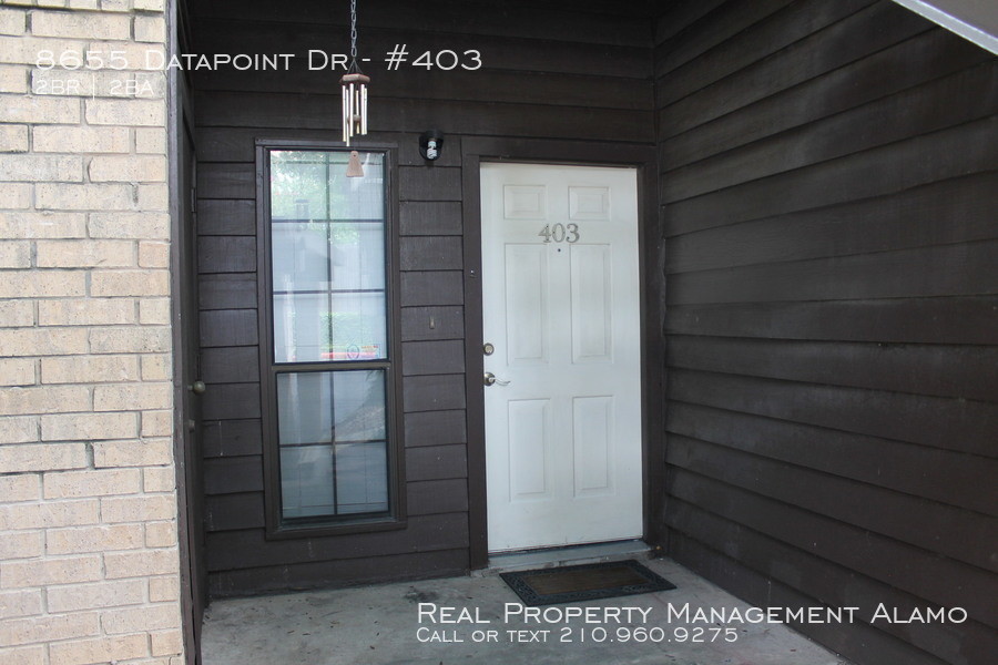 8655 Datapoint Dr-Unit -#403 in San Antonio, TX - Building Photo