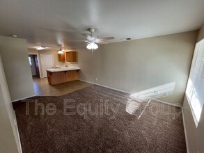 360 E Kanai Ave in Porterville, CA - Building Photo - Building Photo