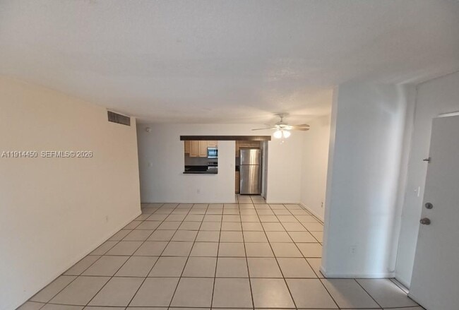 4330 NW 79th Ave in Doral, FL - Building Photo - Building Photo