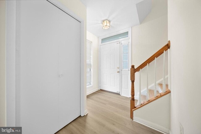 44226 Mossy Brook Square in Ashburn, VA - Building Photo - Building Photo