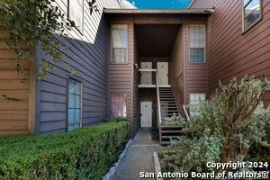 8633 Datapoint Dr in San Antonio, TX - Building Photo - Building Photo