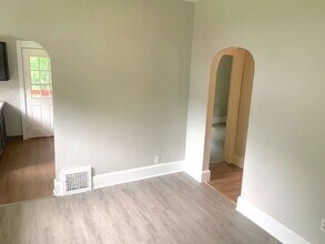262 Sobul Ave in Akron, OH - Building Photo - Building Photo