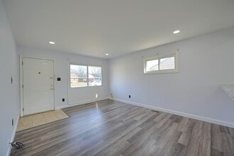 11134 Superior Ave in Warren, MI - Building Photo - Building Photo