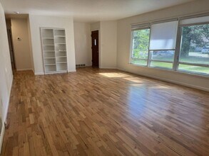 653 NE 9th St in Bend, OR - Building Photo - Building Photo