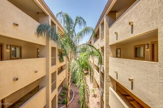 920 E Devonshire Ave-Unit -3032 in Phoenix, AZ - Building Photo - Building Photo
