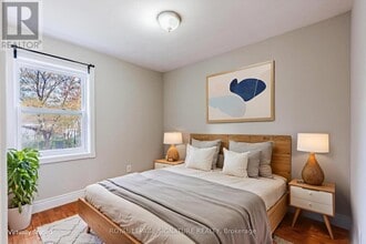 136 Meighen Ave in Toronto, ON - Building Photo - Building Photo