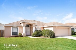 819 Summer Glen Dr in Winter Haven, FL - Building Photo