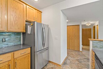 660 N 2nd St, Unit 304 in Minneapolis, MN - Foto de edificio - Building Photo