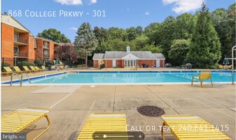 868 College Pkwy in Rockville, MD - Building Photo