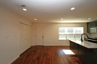 1125 M J Taylor Rd in Adel, GA - Foto de edificio - Building Photo