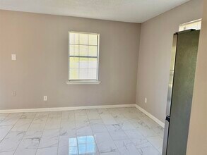 2215 Henrietta Rd in Memphis, TN - Building Photo - Building Photo