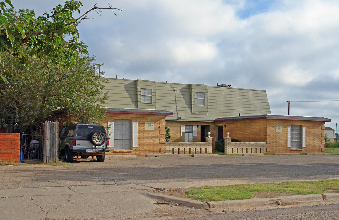 4408 22nd St in Lubbock, TX - Foto de edificio