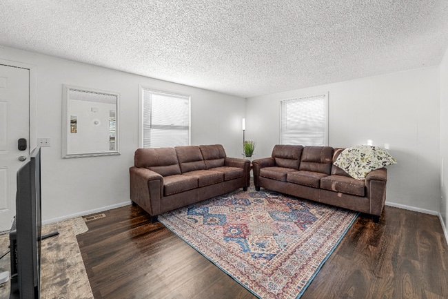 275 S 150 W Rd in Delta, UT - Foto de edificio - Building Photo