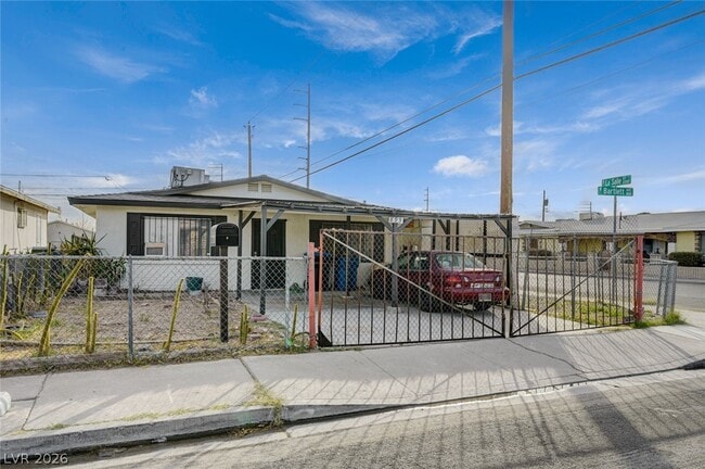 893 W Bartlett Ave in Las Vegas, NV - Building Photo - Building Photo
