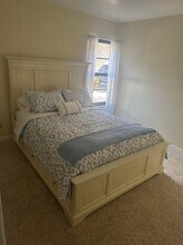 5625 Trailwinds Dr, Unit 412 in Ft. Myers, FL - Building Photo - Building Photo