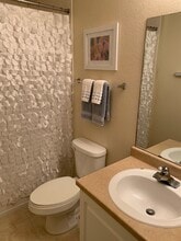 5550 E Michigan St, Unit 3328 in Orlando, FL - Foto de edificio - Building Photo