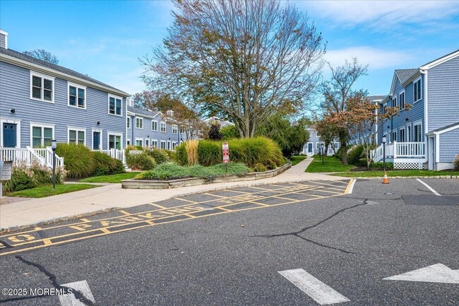 property at 31 Cedar Ave