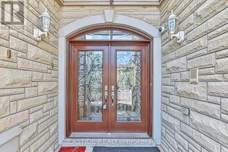 27 Brimwood Crescent in Richmond Hill, ON - Building Photo - Building Photo