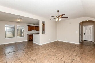 3425 Michelle Ridge Dr in Fort Worth, TX - Building Photo - Building Photo