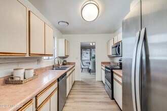 667 W Las Lomitas Rd in Tucson, AZ - Building Photo - Building Photo