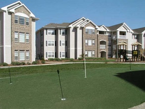 Puller Place Apartments in Jacksonville, NC - Building Photo - Building Photo