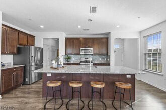 19 Tippet St in Hillsborough, NJ - Building Photo - Building Photo