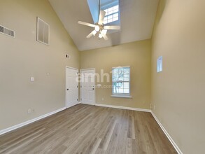 8128 Wesley Farm Dr in Raleigh, NC - Building Photo - Building Photo