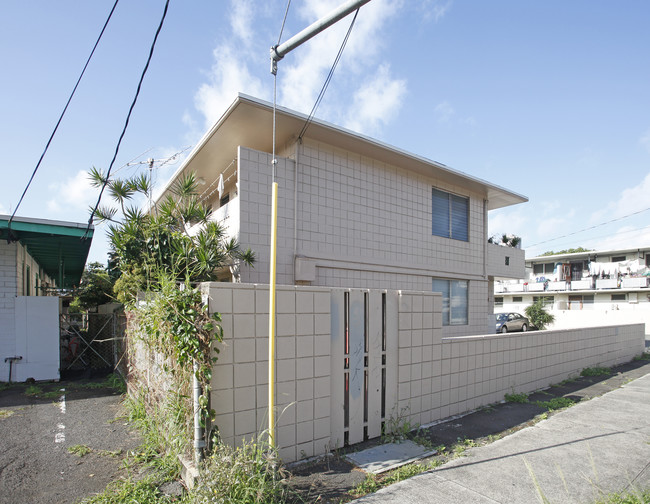 1721 Young St in Honolulu, HI - Building Photo - Building Photo