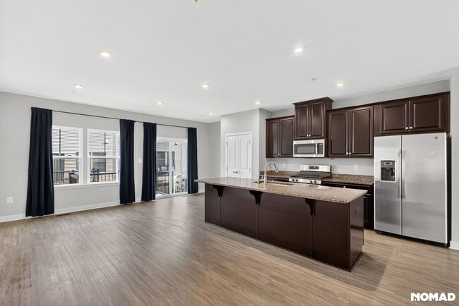 2831 Toles Park Dr in Hillcrest Heights, MD - Foto de edificio - Building Photo