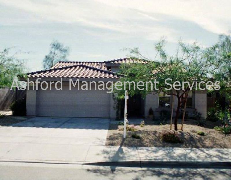 10151 E Tierra Buena Ln in Scottsdale, AZ - Foto de edificio