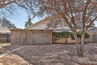 5706 94th St in Lubbock, TX - Building Photo - Building Photo