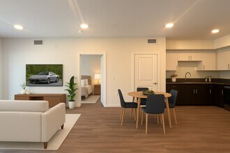Cloud Nine in Los Angeles, CA - Building Photo - Building Photo