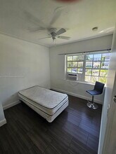 1921 Marseille Dr in Miami Beach, FL - Building Photo - Building Photo