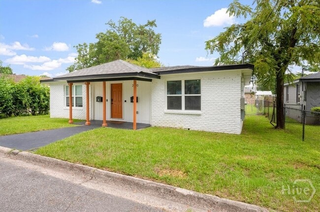 2120 Krenson St in Savannah, GA - Building Photo - Building Photo