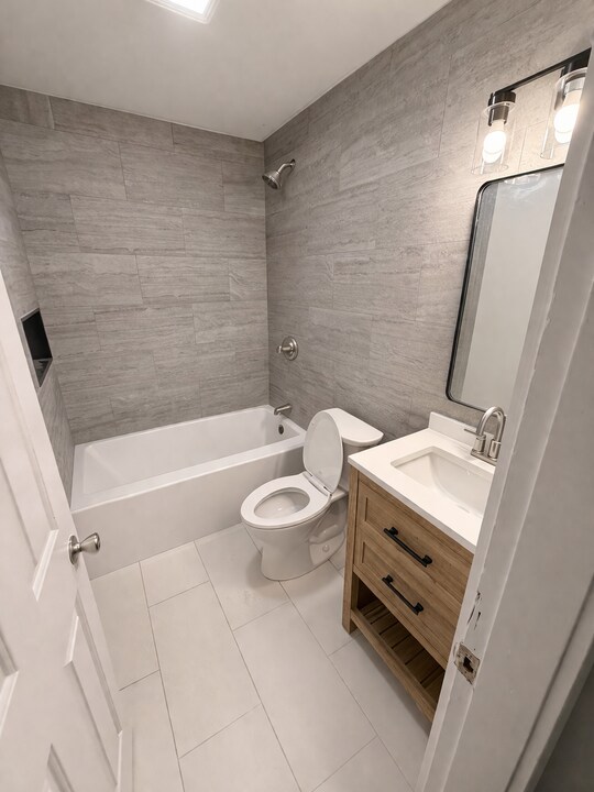 23 Deering Rd in Boston, MA - Building Photo