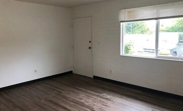 1126-1130 24th St in Bellingham, WA - Foto de edificio - Building Photo