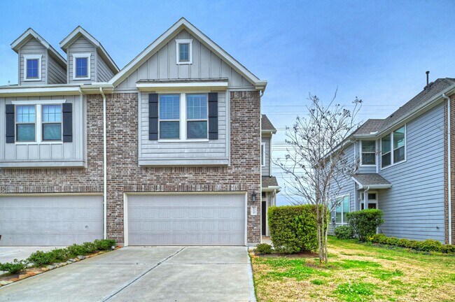 8739 Tubelo Mill Dr in Sienna, TX - Foto de edificio - Building Photo