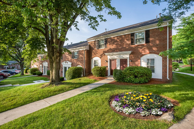 Windsor Ridge at Westborough in Westborough, MA - Foto de edificio - Building Photo