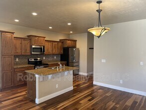 3759 Autumn Colors Dr in Elko, NV - Building Photo - Building Photo