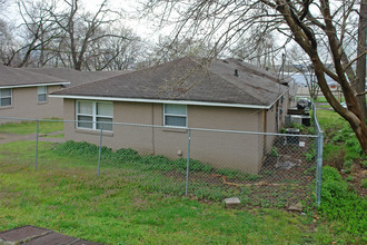 1217 Ireland St in Nashville, TN - Building Photo - Building Photo